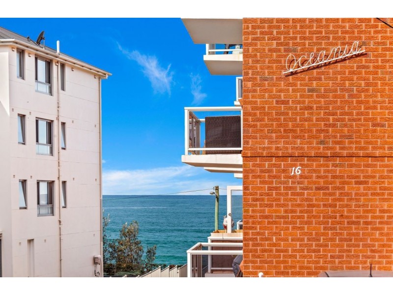 16 Coast Avenue, Cronulla NSW 2230