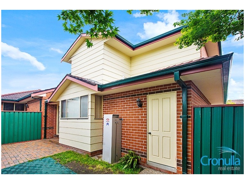 2/37 Karimbla Road, Miranda NSW 2228