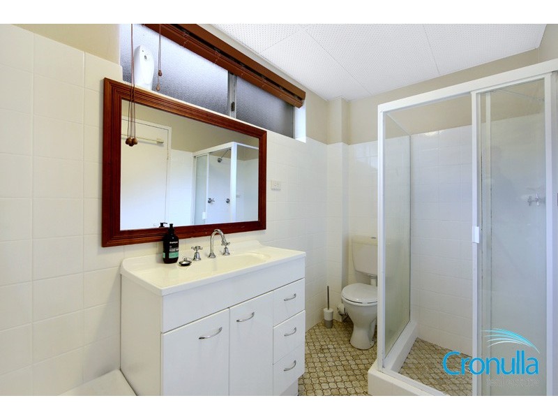2/27-33 Judd St, Cronulla NSW 2230