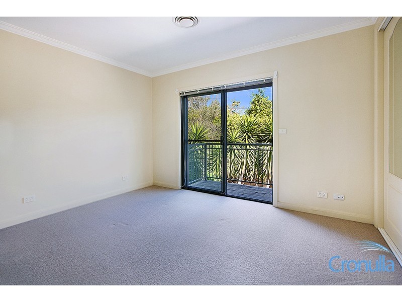 1/73 Denman Ave, Woolooware NSW 2230