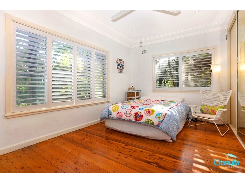 32 Dean Street, Caringbah South NSW 2229