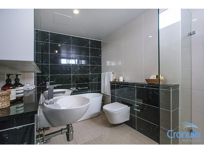 9/2 Corea St, Sylvania NSW 2224