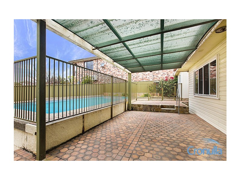 42 Tara St, Sylvania NSW 2224