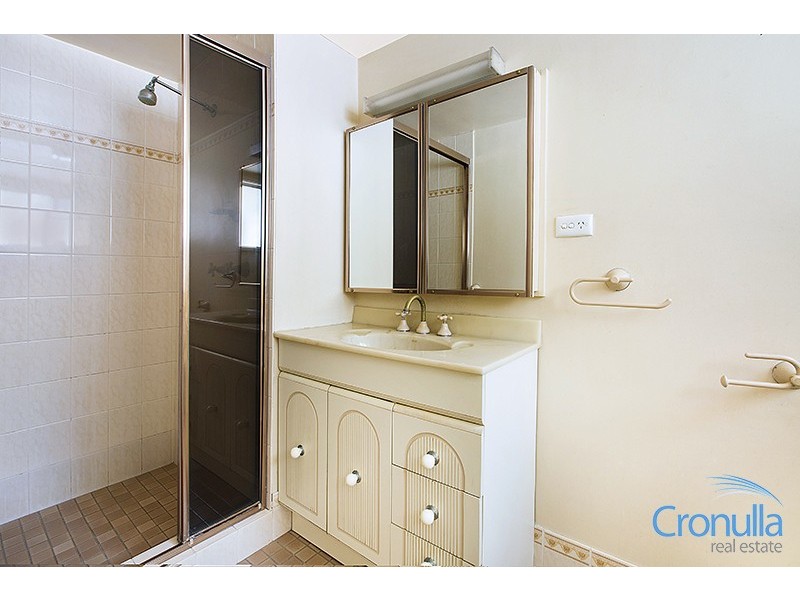 42 Tara St, Sylvania NSW 2224