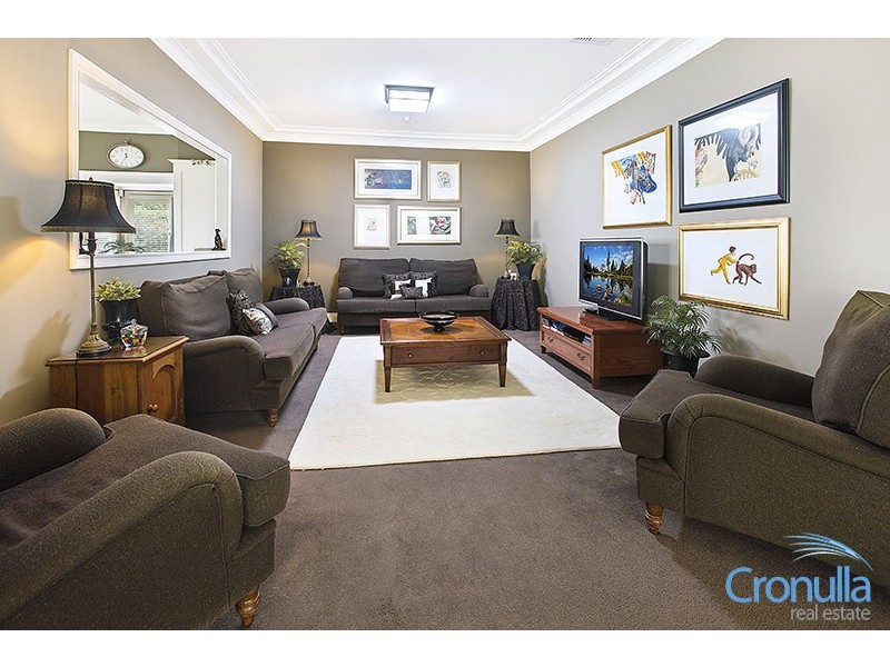 6 Kanoona Street, Caringbah South NSW 2229