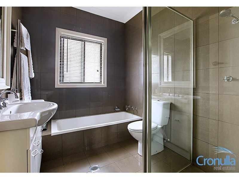 6 Kanoona Street, Caringbah South NSW 2229