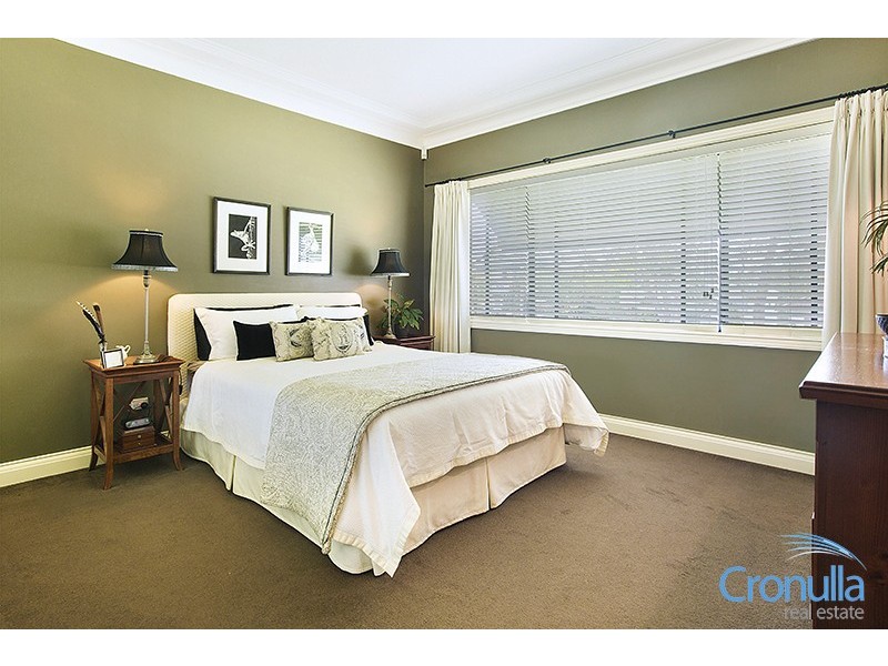 6 Kanoona Street, Caringbah South NSW 2229