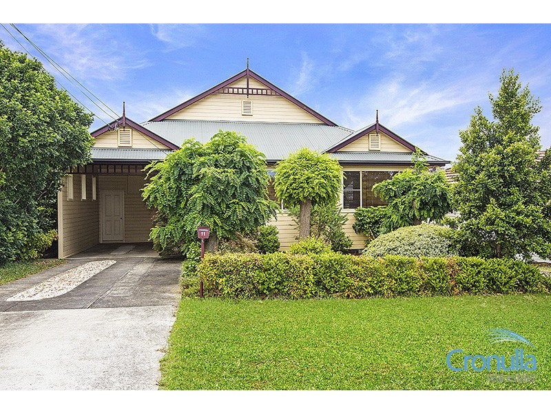 11 Banksia Avenue, Engadine NSW 2233
