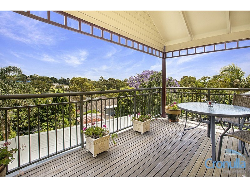 11 Banksia Avenue, Engadine NSW 2233