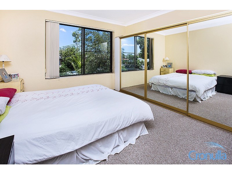 2/57 Wyanbah road, Cronulla NSW 2230