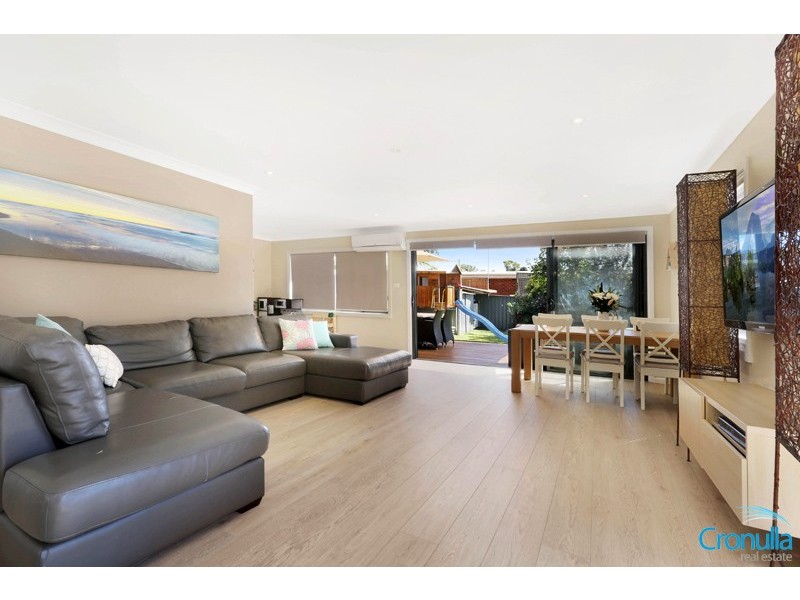 131 Garnet Rd, Gymea NSW 2227