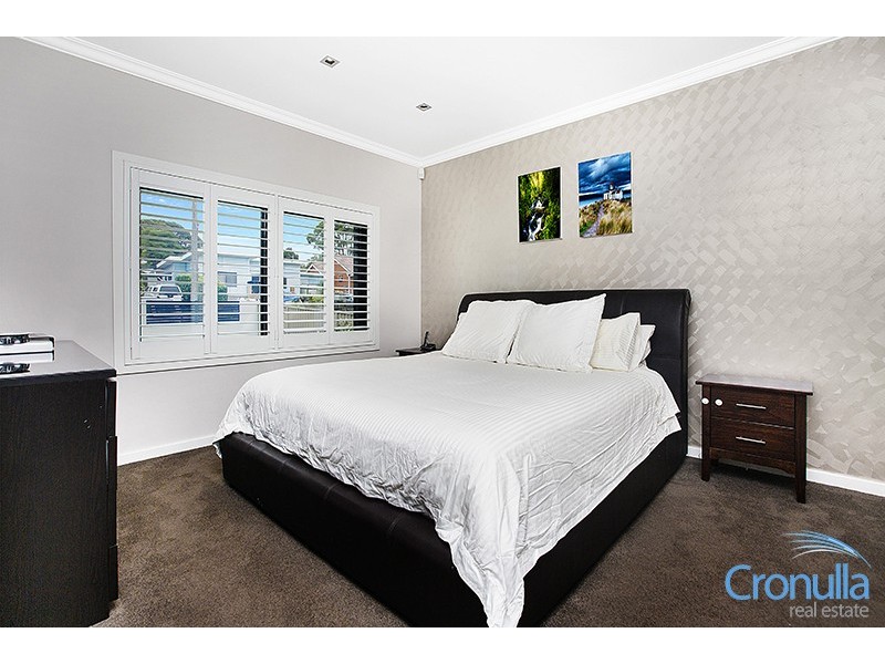 11 Booyong Avenue, Caringbah NSW 2229