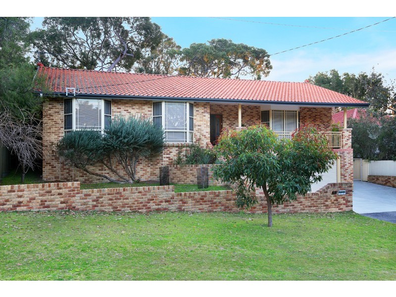 19A Eric St, Bundeena NSW 2230