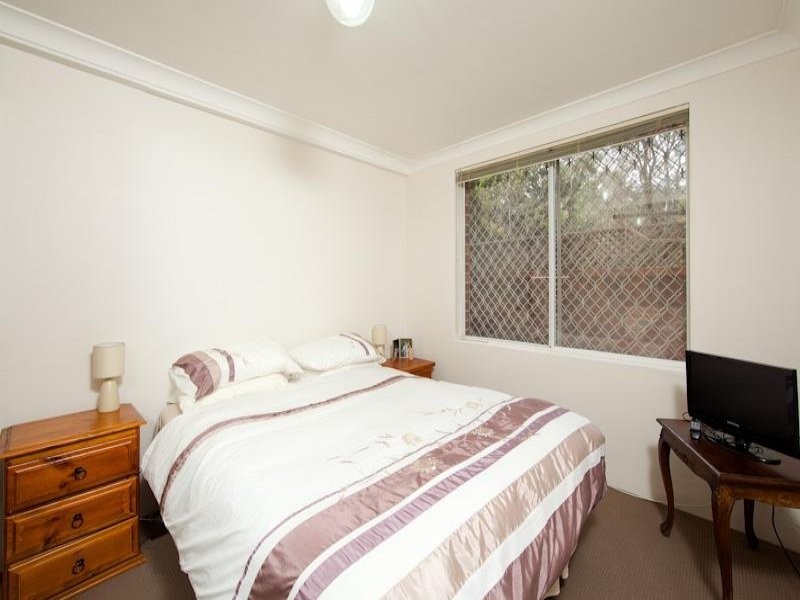 8/2 Railway Crescent, Jannali NSW 2226