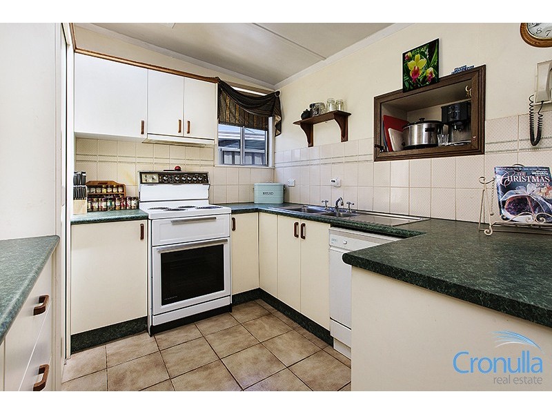 13 Tamar Street, Sutherland NSW 2232