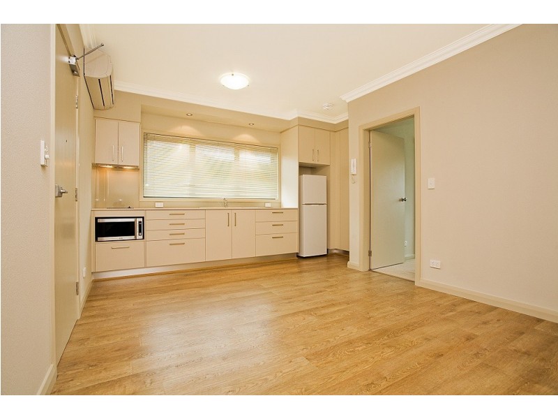 8 Nicholson Pde, Cronulla NSW 2230