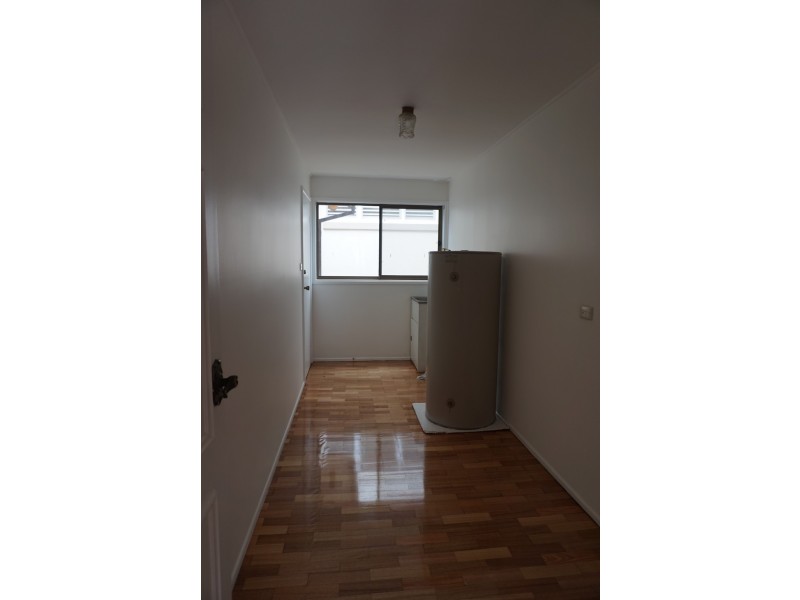 12 Riverside Ave, Picnic Point NSW 2213