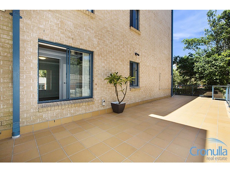 8/1-5 Searl Rd, Cronulla NSW 2230