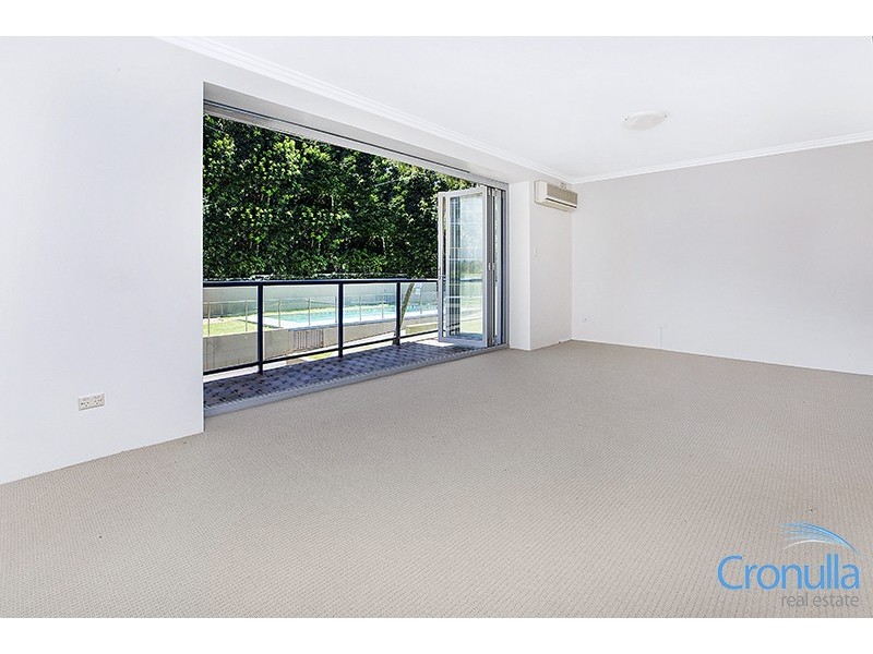 17/8-10 Deeban Walk, Cronulla NSW 2230