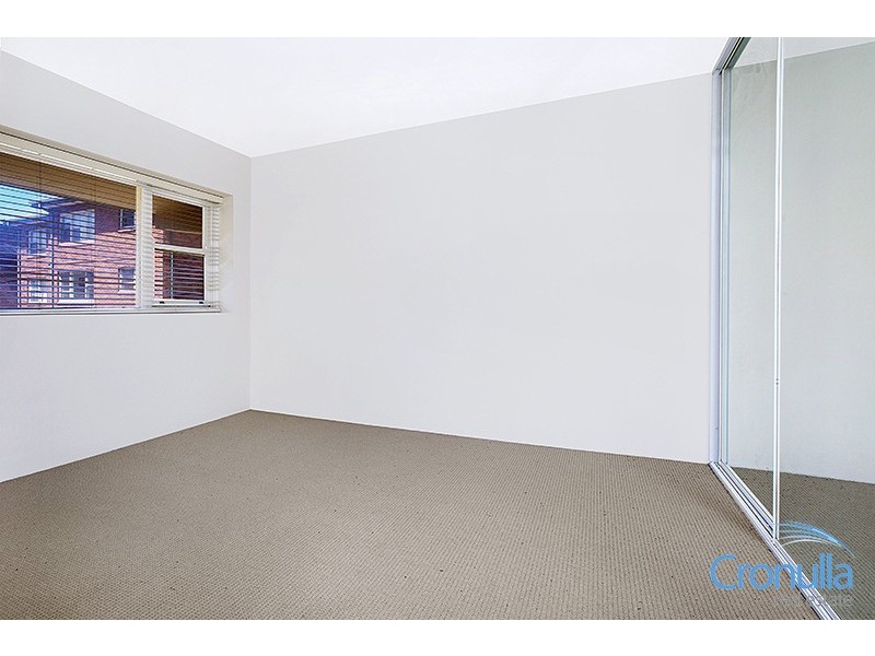 17/8-10 Deeban Walk, Cronulla NSW 2230