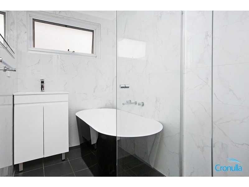 21 Ewos Parade, Cronulla NSW 2230