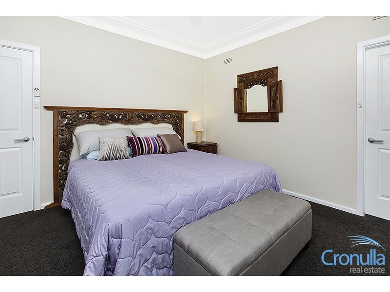 6 Holly Street, Caringbah South NSW 2229