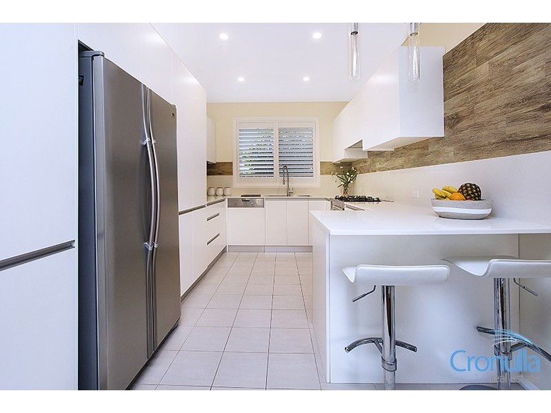 165 Kiora Rd, Miranda NSW 2228