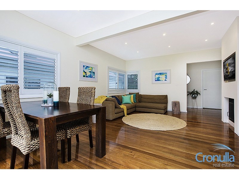 165 Kiora Rd, Miranda NSW 2228