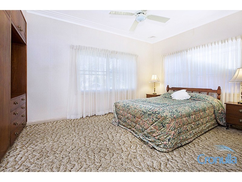 6 Burradoo St, Caringbah South NSW 2229