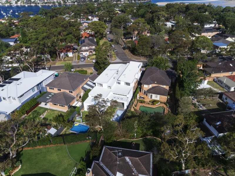 11b Walker Rd, Port Hacking NSW 2229