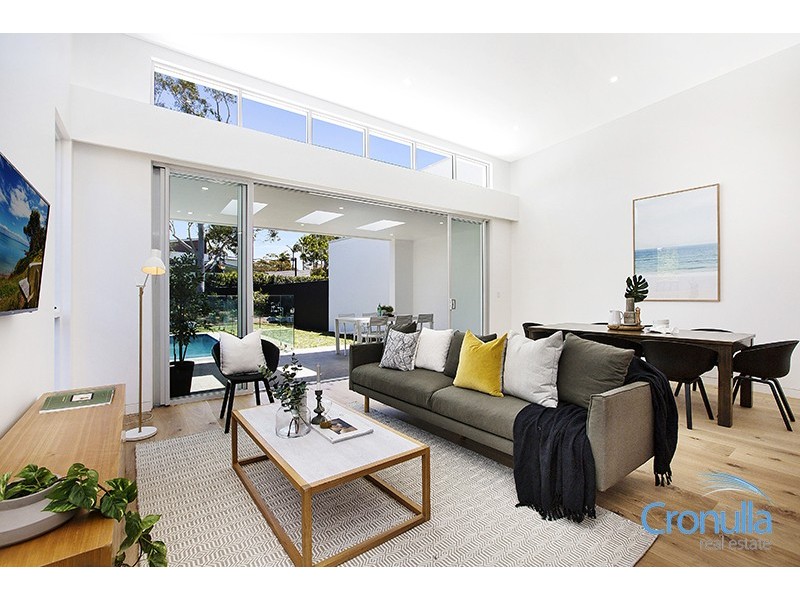 11b Walker Rd, Port Hacking NSW 2229
