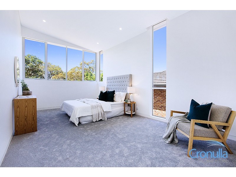 11b Walker Rd, Port Hacking NSW 2229