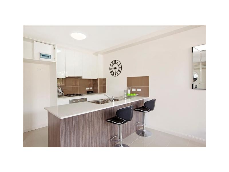 8 Morley Street, Sutherland NSW 2232