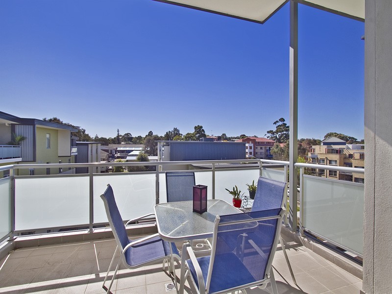 502/53 Merton Street, Sutherland NSW 2232