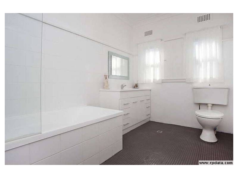 7 Aldgate Street, Sutherland NSW 2232