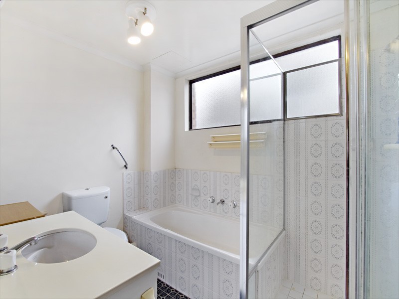 23/8-12 Railway Crescent, Jannali NSW 2226