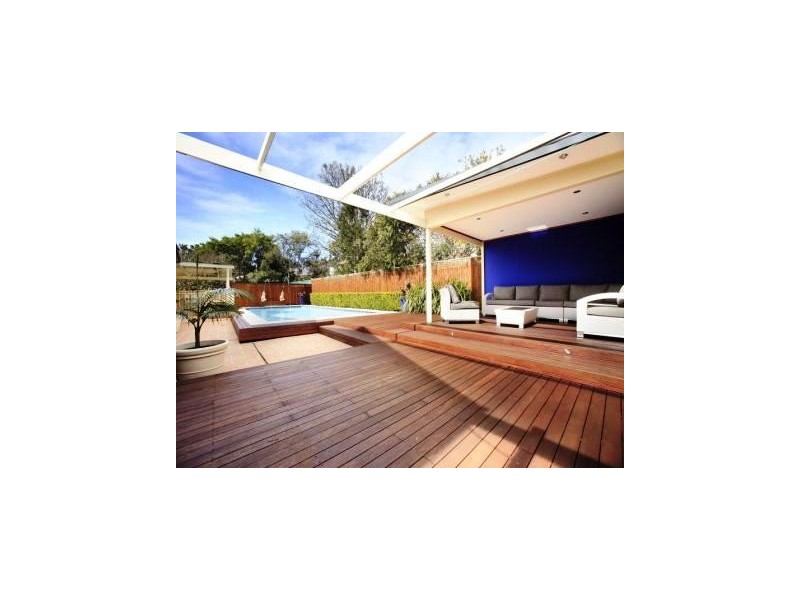 42 Laurina Ave, Yarrawarrah NSW 2233