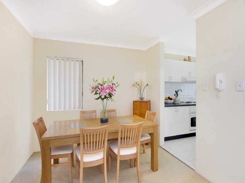 17/6-14 Park Street, Sutherland NSW 2232