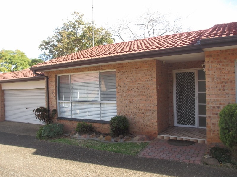 1/8 Pembroke Street, Sylvania NSW 2224