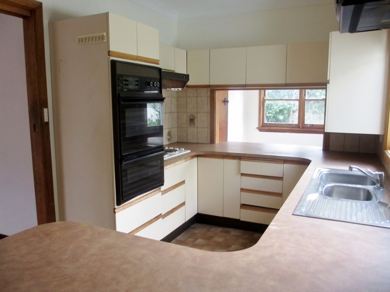 18 Terrace Avenue, Sylvania NSW 2224