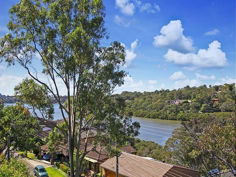 4 Balandra Place, Kareela NSW 2232