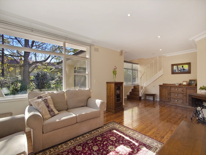 18 Kaloona Place, Kirrawee NSW 2232