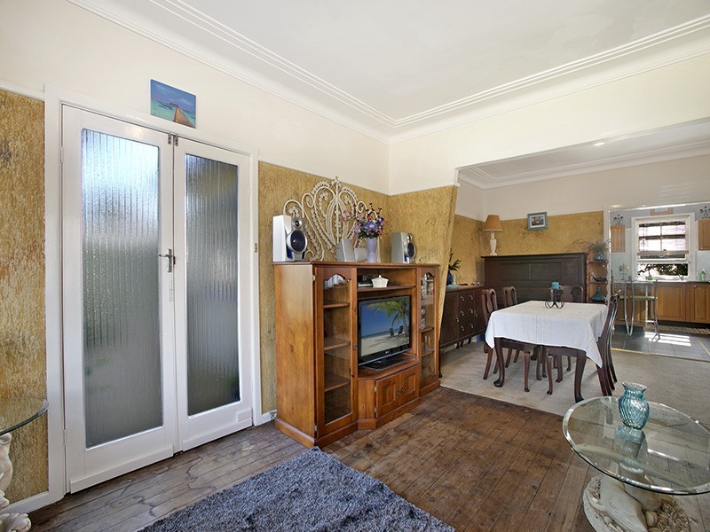 185 President Avenue, Miranda NSW 2228