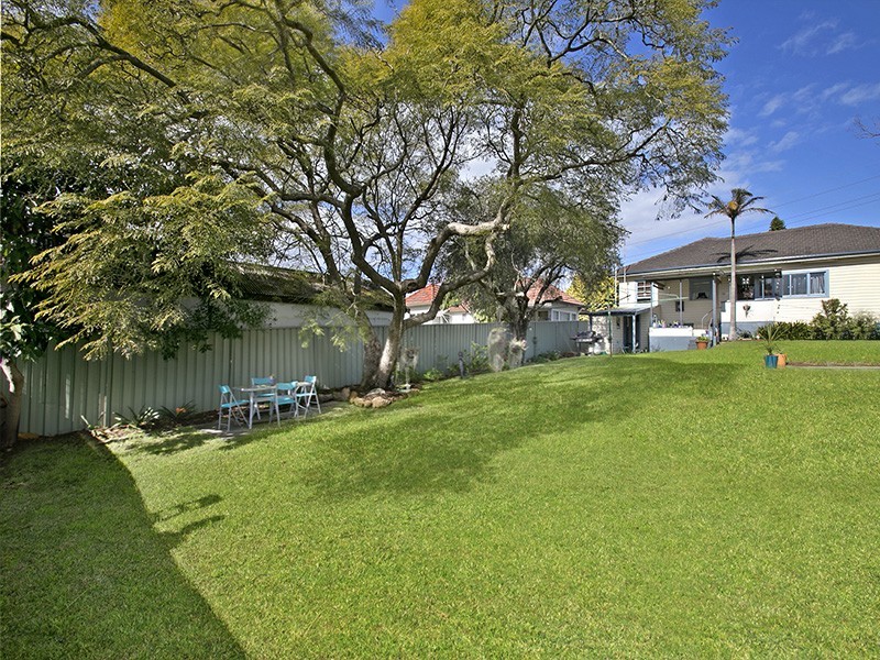 185 President Avenue, Miranda NSW 2228