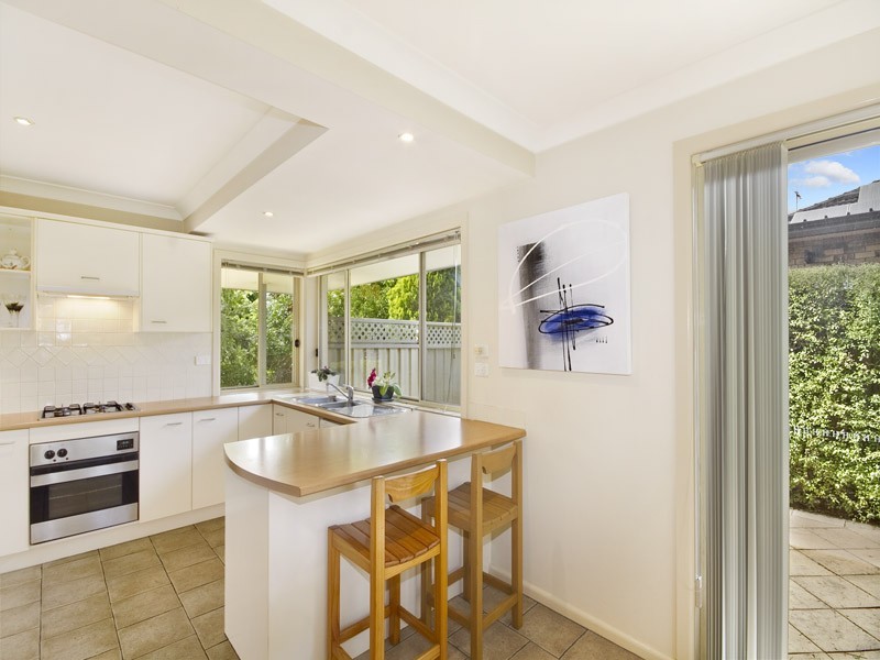 1/10 Snowden Avenue, Sylvania NSW 2224