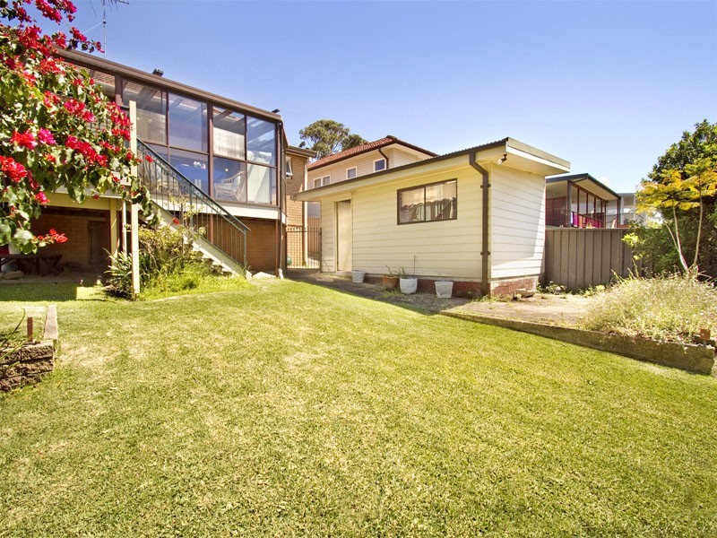 96  Seventh Avenue, Jannali NSW 2226