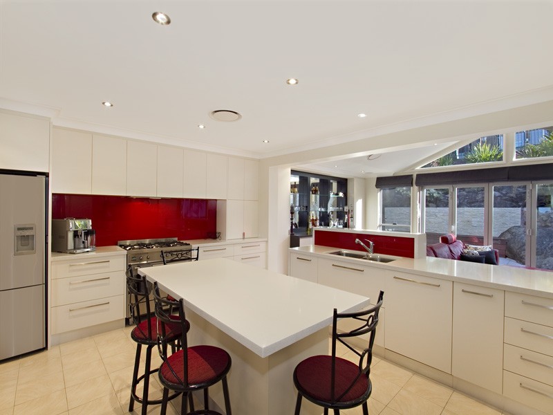 9 Solveig Crescent, Kareela NSW 2232