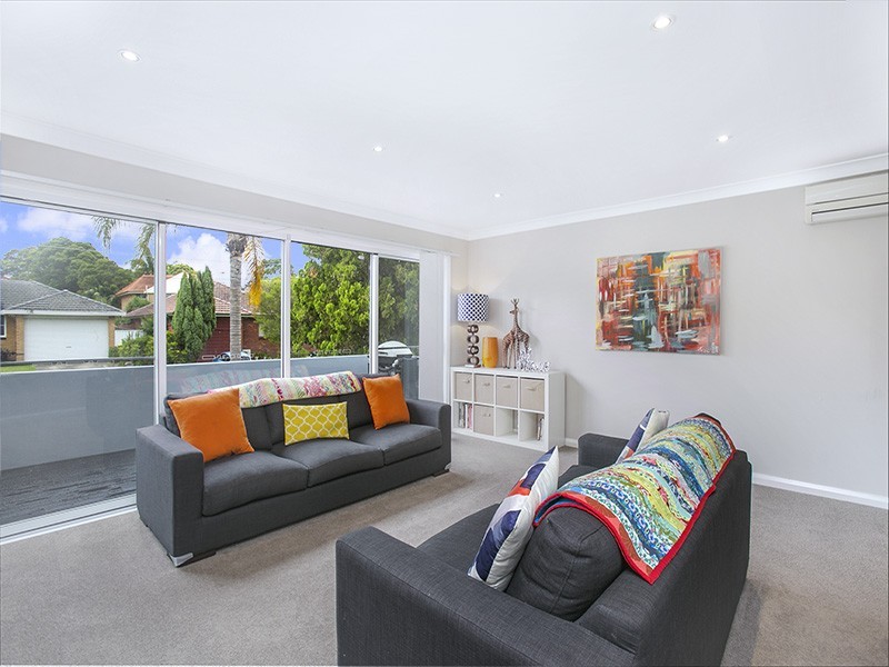 12 Fauna Place, Kirrawee NSW 2232