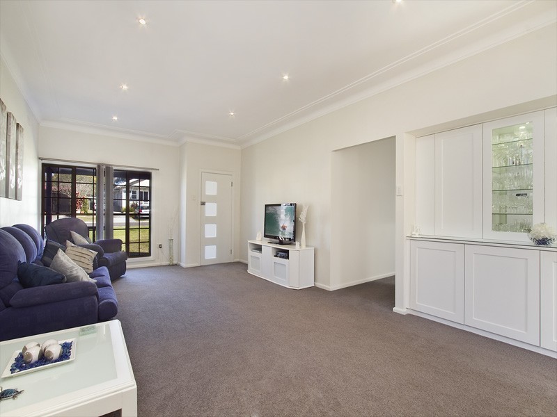 25 Gwawley Parade, Miranda NSW 2228