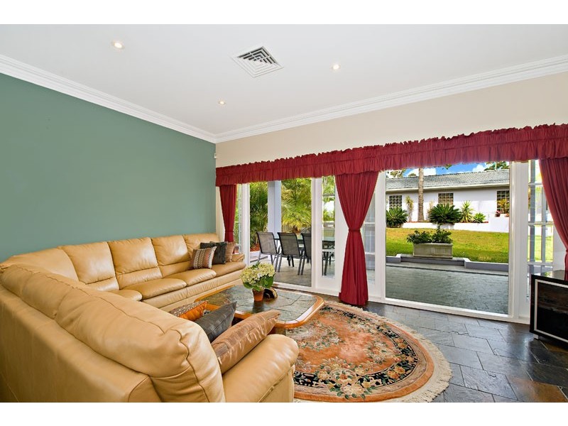 8 Clare Street, Sylvania NSW 2224